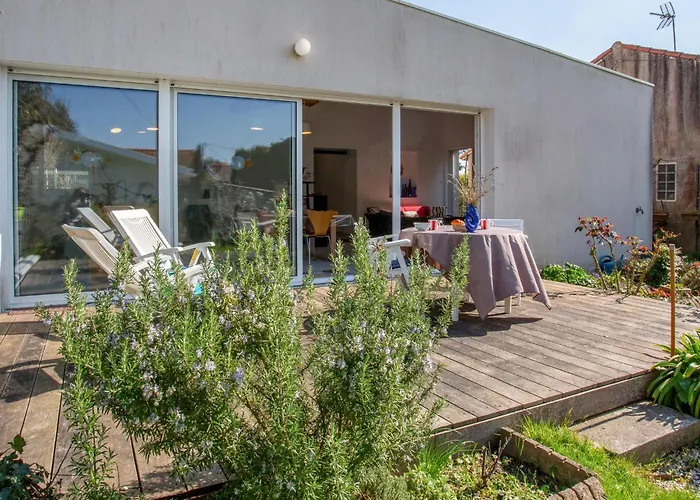 Le Paradou By Interhome